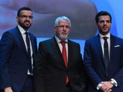 iatriko Christos Giorgos Vasilis Apostolopoulos 30 06 24