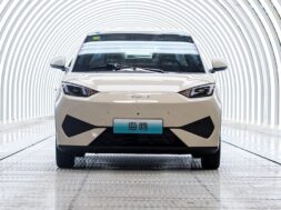 BYD DOLPHIN SURF Rolls Off the Production Line 2L 20 07 25