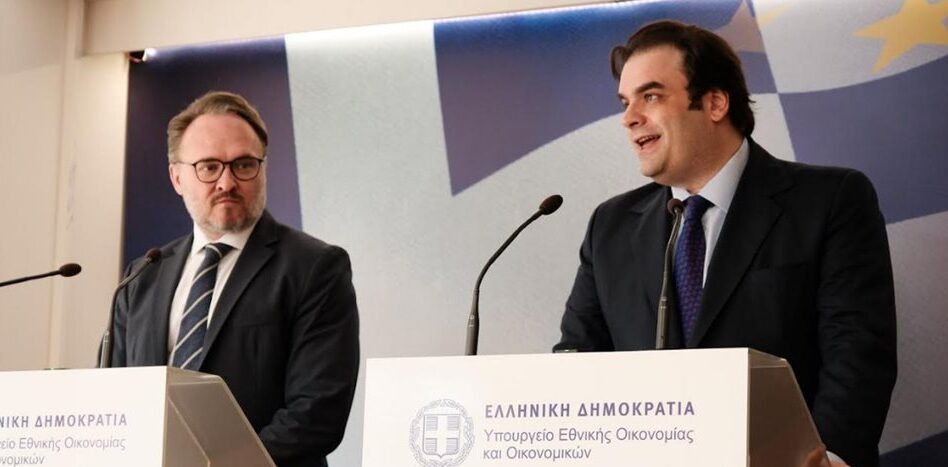 Στις υπερβολικά υψηλές τιμές ενέργειας στην Ελλάδα, εστίασε ο Επίτροπος Dan Jotgensen, στο ΥΠΕΘΟ