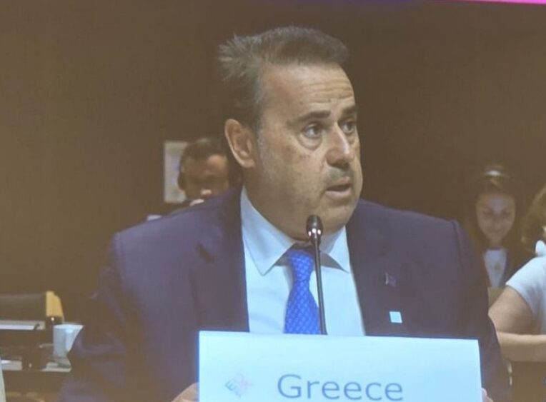 Σταύρος Παπασταύρου: Επικοινωνία, με Global Exploration της Chevron