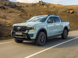 FORD RANGER PHEV_04 24 08 25