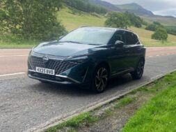 Nissan Qashqai e-POWER drives from Land’s End to John O’Groa