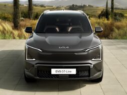 kia-EV5-gtline-my26-static 24 08 25