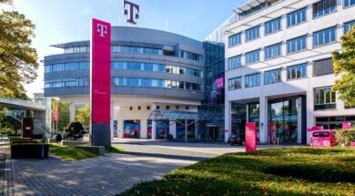 Deutsche Telecom 28 09 25