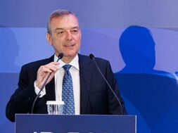 Ideal Lampros Papakonstantinou-15 06 25