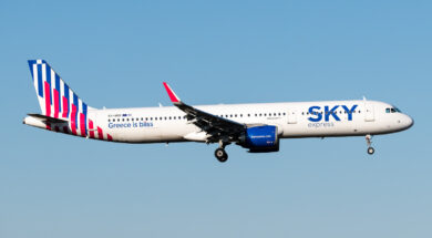 Sky expressx-grb-sky-express-airbus-a321-251n_Planespotters 13 07 25