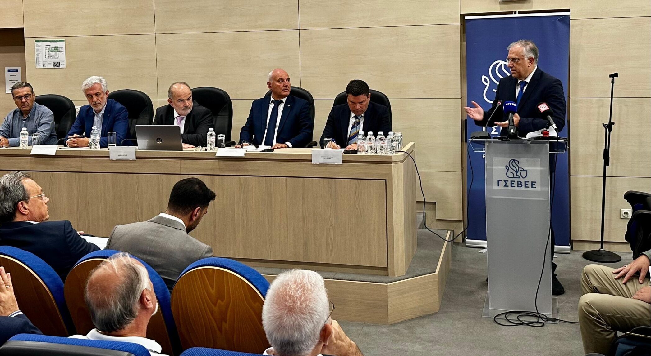 Τ. Θεοδωρικάκος: Για τη μονιμότητα του μέτρου απαγόρευσης 3 μήνες