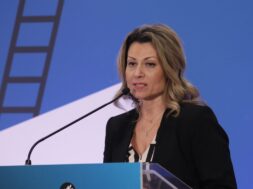 lazarakou Ethos 19 02 23