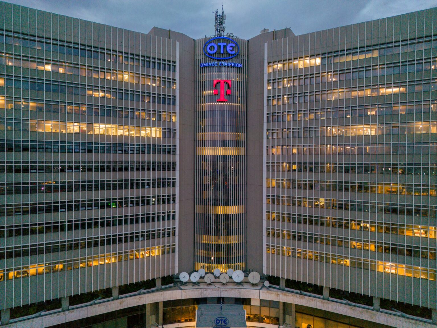 ΟΤΕ: Υπέγραψε δεσμευτικές συμφωνίες για την πώληση της Telekom Romania Mobile