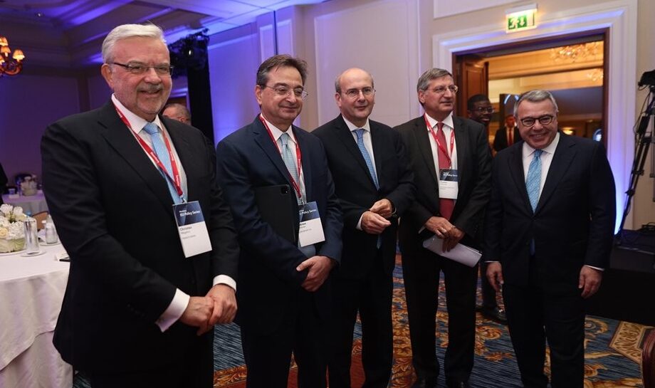 Το κύμα συγχωνεύσεων και εξαγορών και η ανάκαμψη της στεγαστικής πίστης, στις τράπεζες