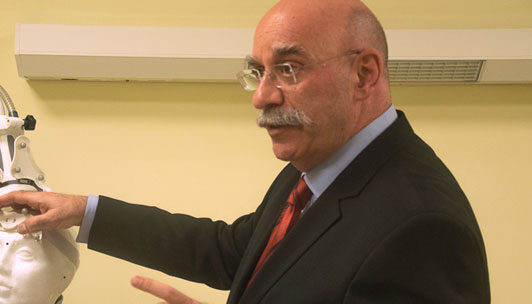 Δρ. Χρήστος Γεωργόπουλος: Όταν η σύγχρονη Νευροχειρουργική, χαρίζει ζωή σε ασθενείς με όγκους