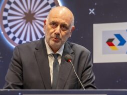 Ellinogermaniko Papadopoulos 11 01 26