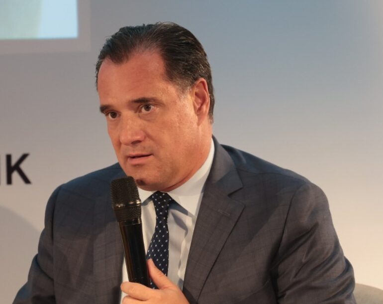 Αδωνις Γεωργιάδης: Σε όλα τα νοσοκομεία το «βραχιολάκι» μέσω του «ΜyHealth app» τον Φεβρουάριο