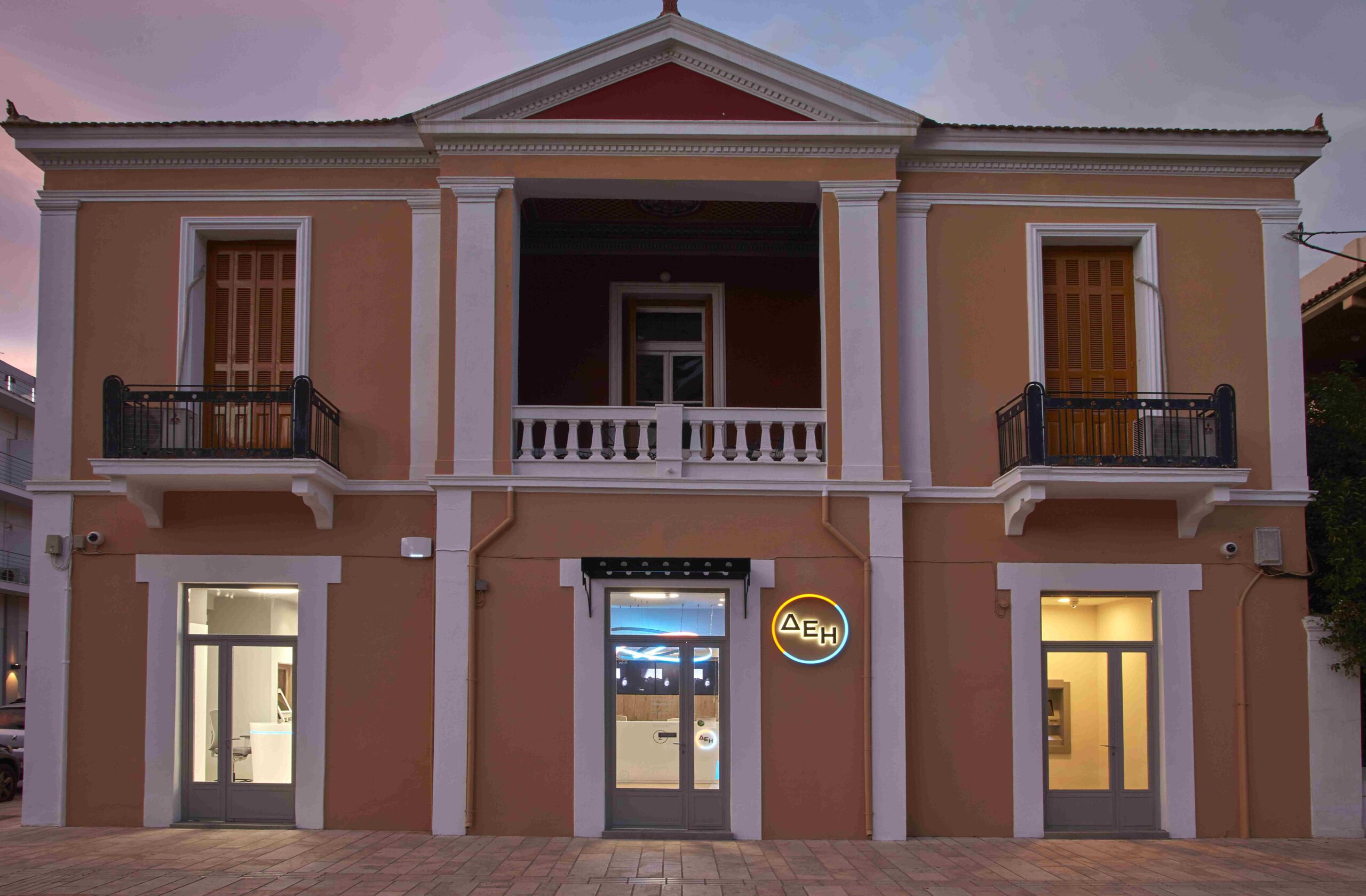 ΔΕΗ: Σε μείωση έως 23% του κυμαινόμενου πράσινου οικιακού τιμολογίου