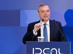 Ideal Lampros Papakonstantinou-15 06 25