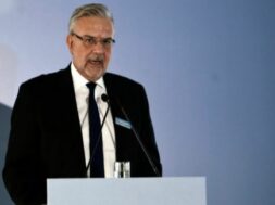 Megalou-Peireos 08 03 26