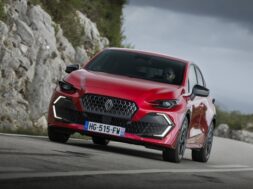 RENAULT CLIO VI FULL HYBRID E-TECH (RB3B1 HEV)