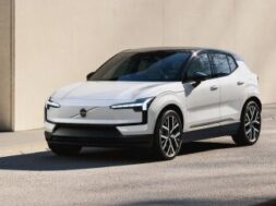 Volvo EX 30 Exterior_3QFront 08 03 26