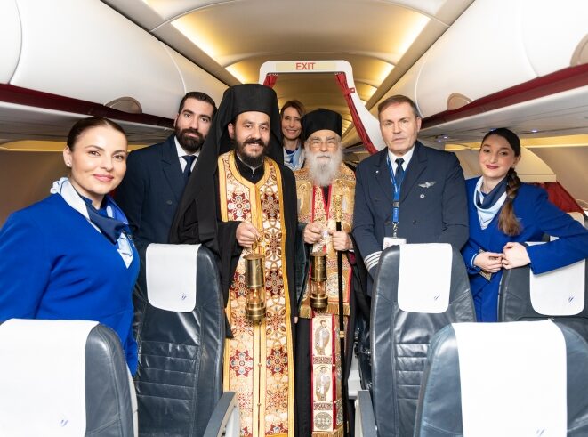 AEGEAN: Με ειδική πτήση, έφτασε σε όλη την Κύπρο, από τα Ιεροσόλυμα, το Άγιο Φως