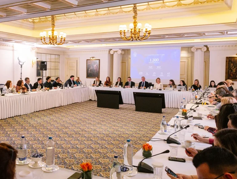 Με την ενέργεια στο επίκεντρο και την Ελλάδα κόμβο για την ΝΑ Ευρώπη, το Φόρουμ των Δελφών