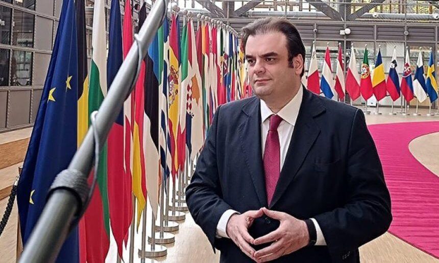 Κ. Πιερρακάκης, σειρά κρίσιμων επαφών