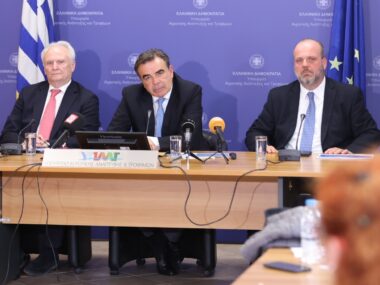 Synenteuxi Schinias 26 04 26