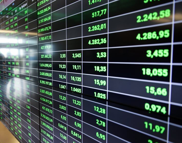 Με απώλειες σε Aegean & ΔΑΑ, πτώση 1,37%, στις 2.229 μον. τζίρο 232 εκατ. ευρώ