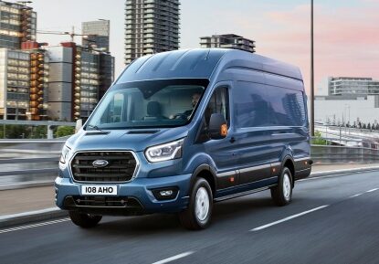 Ford Pro: Καινοτομία και ασφάλεια, στις επιβατικές μεταφορές