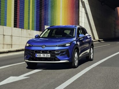 Volkswagen T-Roc: Νέο, άνετο με υβριδικό κινητήρα 1.5 eTSI