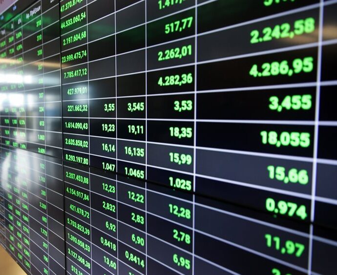 Με άνοδο 5,6% Metlen & 2,18% ΔΕΗ, στις 2.267 μον., με 0,05%, τζίρο 256 εκατ.
