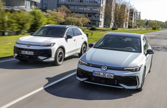 Volkswagen: Tο νέο δυναμικό full hybrid σύστημα για Golf&T-Roc