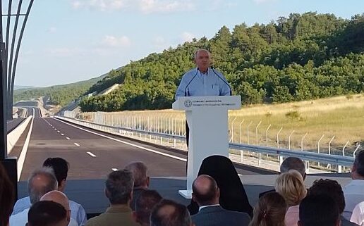 «H Ελλάδα μπορεί να αλλάξει και αλλάζει καθημερινά», είπε ο κ. Μητσοτάκης,  στη παράδοση του Ε65