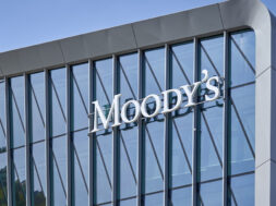 Moodys Analytics 19 07 26