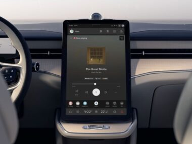 Apple-Music-coming- Volvo-cars-with-up-to-three-months-free- 23 08 26
