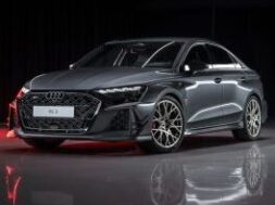 Audi RS3_CL_Limousine_09 08 26