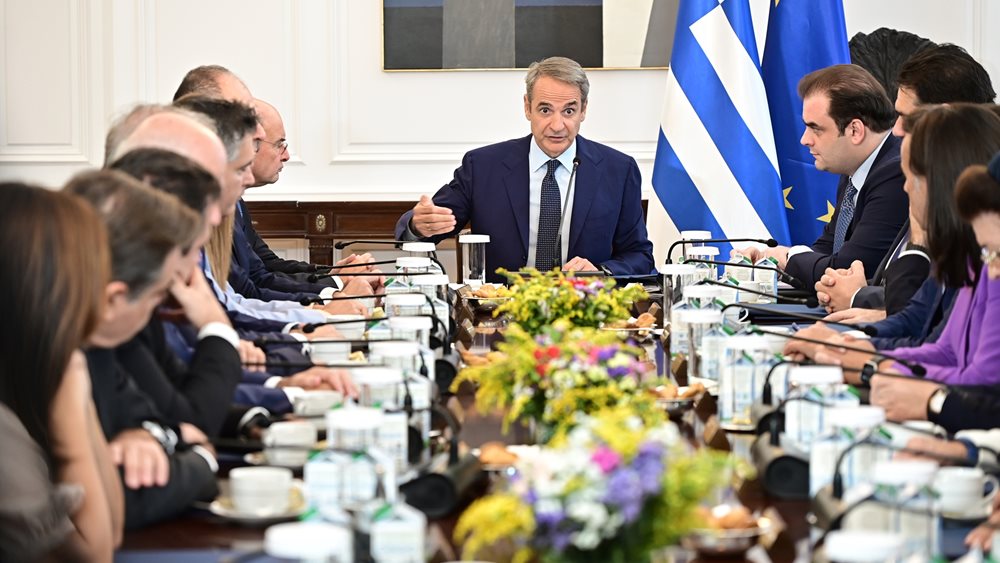 Για ελάφρυνση 20 λεπτών σε diesel, κάτω από €1,75 η θέρμανση και για 120 δόσεις, μίλησε ο Κ. Μητσοτάκης