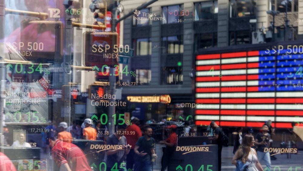 Wall Street: Σε αρνητικό έδαφος, με το βλέμμα στα ομόλογα και πετρέλαιο