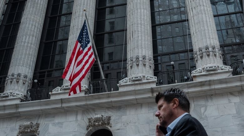 Wall Street: Σε θετικό έδαφος οι δείκτες, Akamai Technologies άλμα 12%
