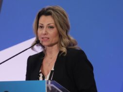 lazarakou Ethos 19 02 23