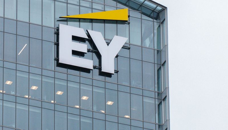 EY: Αύξηση εσόδων 4,7% παγκοσμίως το 2026, αγγίζοντας τα $57 δισ.
