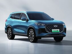 Chery Tiggo 8 PHEV 1 25 10 26