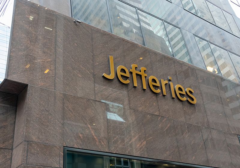 Jefferies: Άθικτο το bull story της Ελλάδας και του Χρηματιστηρίου