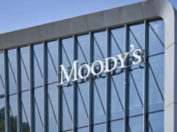 Moodys Analytics 19 07 26