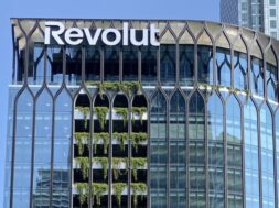 a903fb97c2f6be19066a40fd00cb6705_London_Revolut-1-1