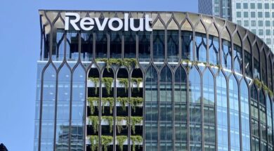 a903fb97c2f6be19066a40fd00cb6705_London_Revolut-1-1